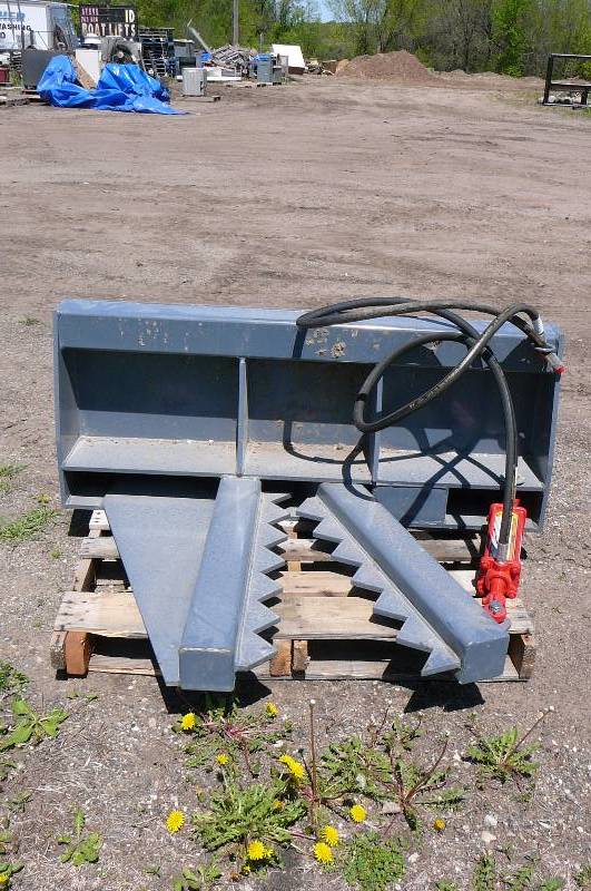 48 TREE PULLER ( SKID STEER )