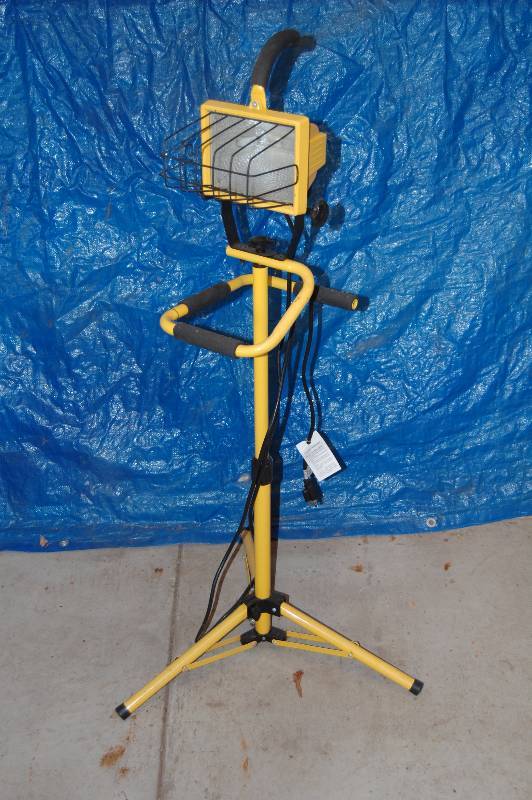 lot 26 image: Utility Work Light