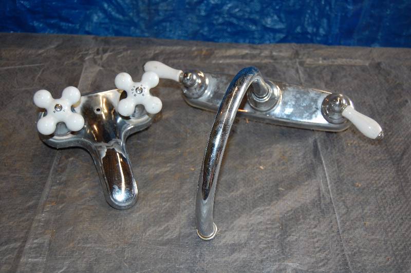 lot 56 image: Faucets (used)