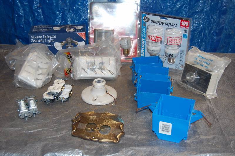 lot 57 image: Misc Electrical Supplies
