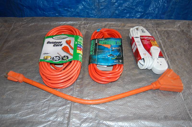 lot 68 image: Electrical Cords