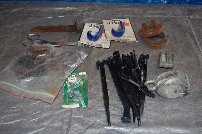 lot 75 image: Misc Hardware