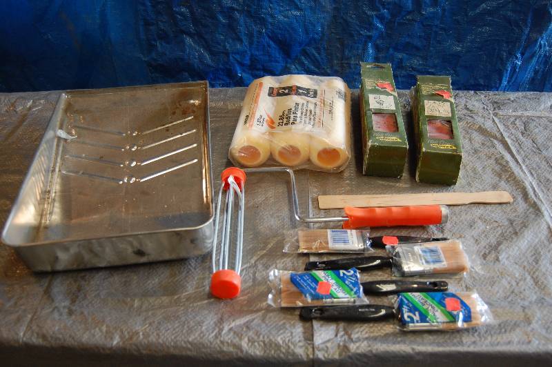 lot 83 image: Painting Supplies