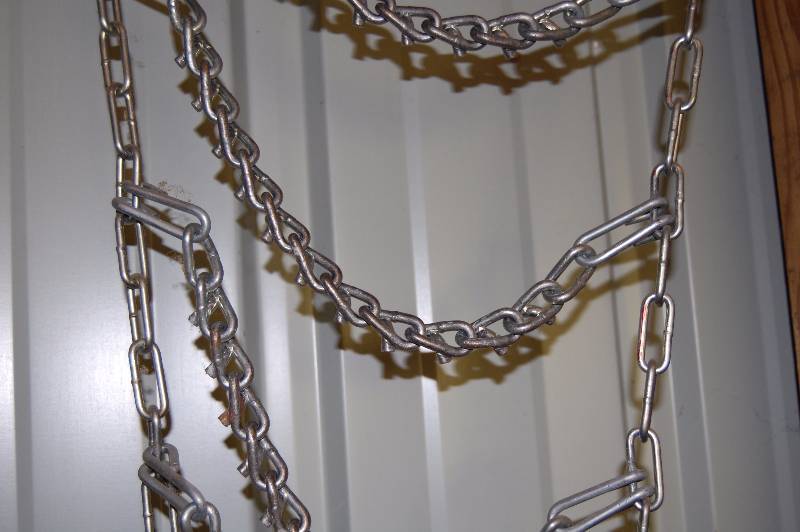 lot 94 image: Tire Chains