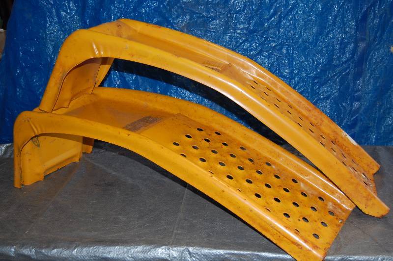 lot 143 image: Mechanics Ramps