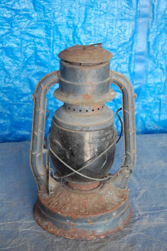 lot 164 image: Vintage Railroad Lantern