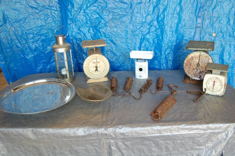 lot 188 image: Scales
