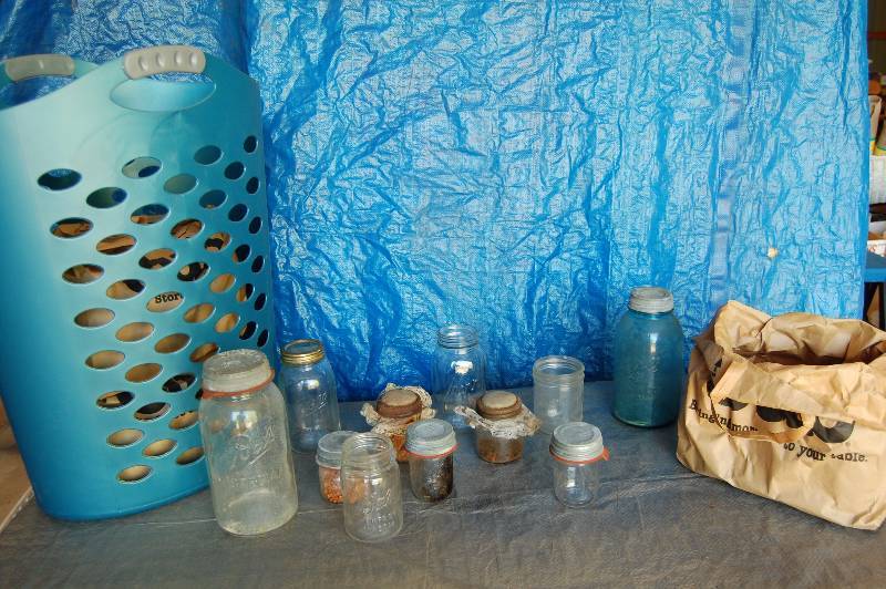 lot 197 image: Mason Jars