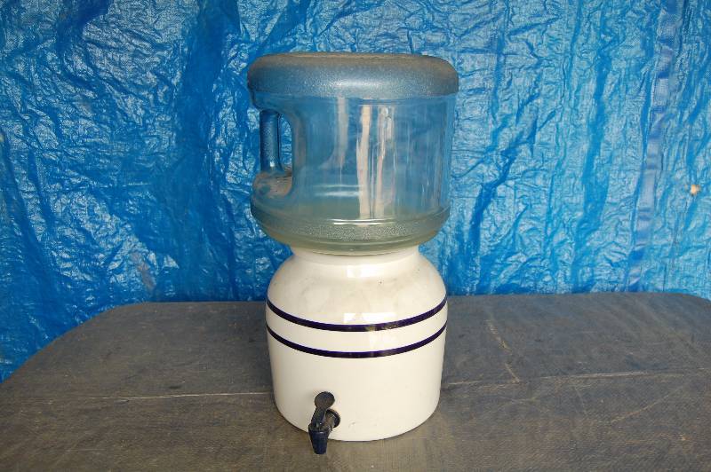 lot 234 image: Water Jug