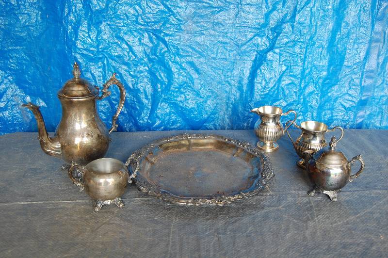 lot 242 image: Silverset