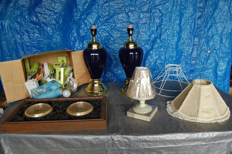 lot 245 image: Lamps and Bulbs