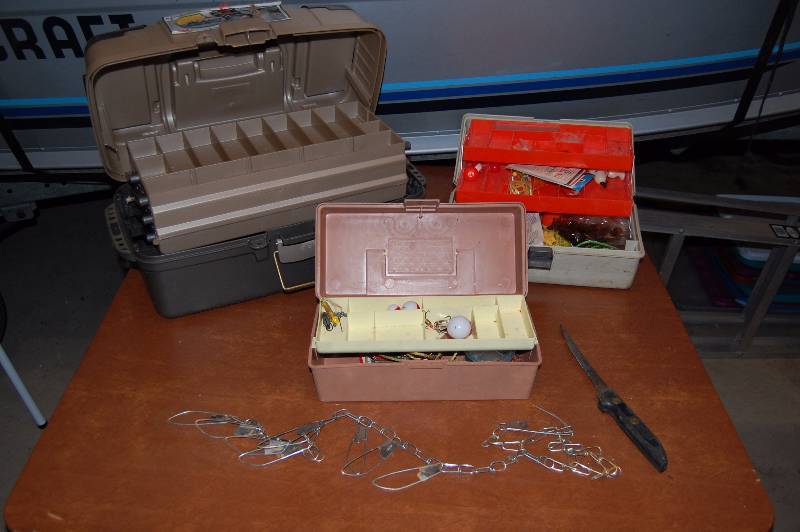 lot 328 image: Tackle Boxes
