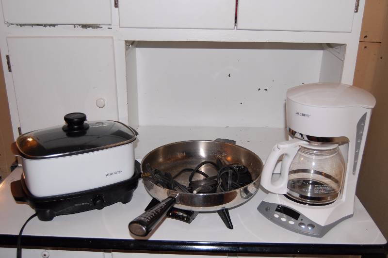 lot 442 image: Kitchen Gadgets