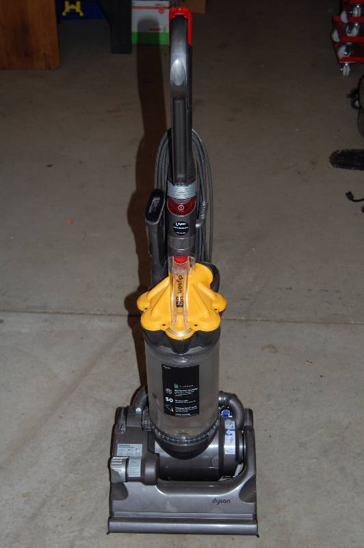 lot 447 image: Dyson Vacuum