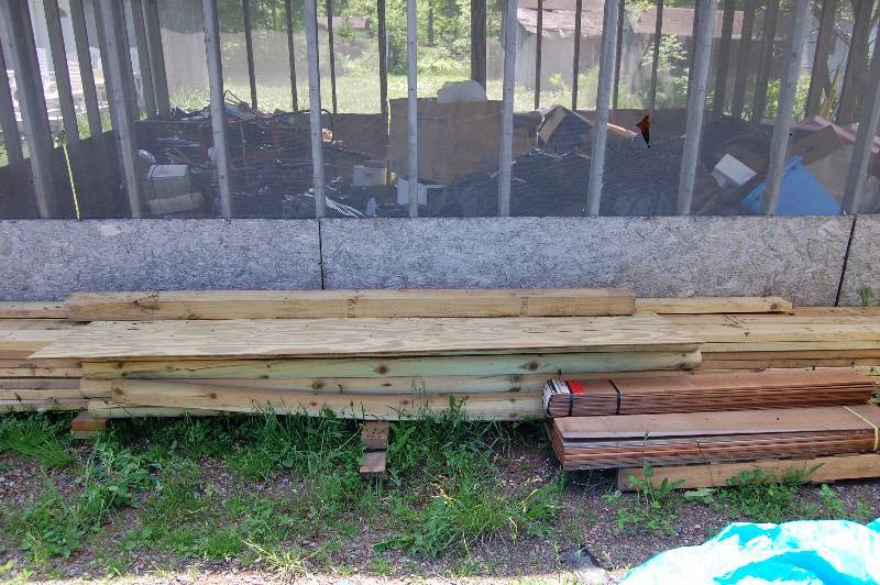 lot 472 image: Assorted Lumber