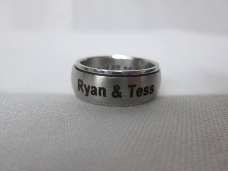 lot 76 image: Stainless Steel Mens Personalized Spinner Ring