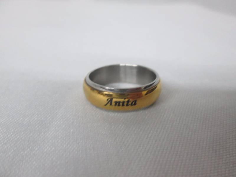 lot 81 image: Mens Stainless Steel Personalized Couples Spinner Band