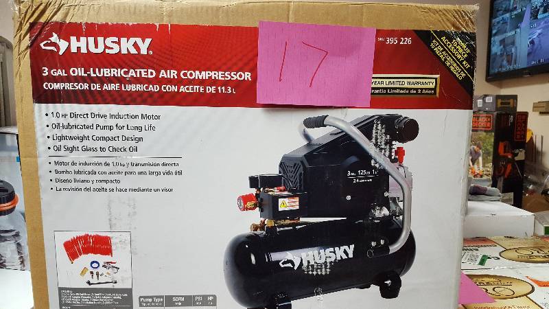 Husky 3 Gal Oil Lubricated Air Compressor