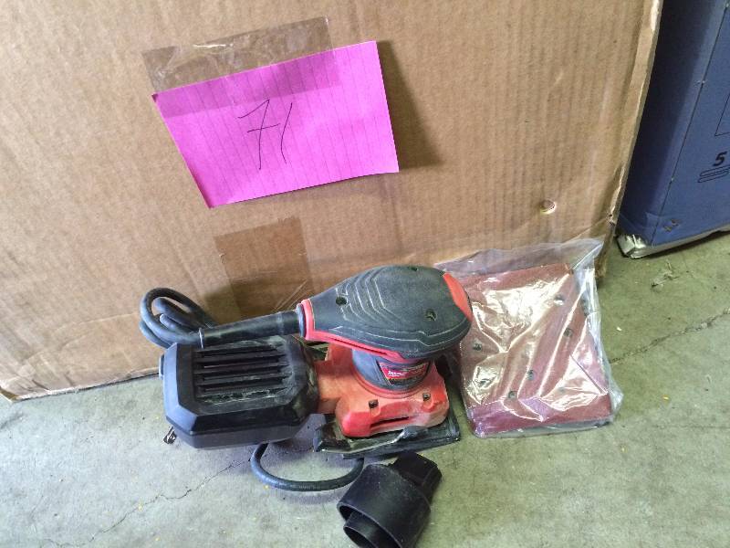 Milwaukee 14 Sheet Palm Sander Used Tested works