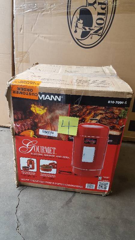 lot 4 image: Brinkman Gourmet Electric Smoker Grill New