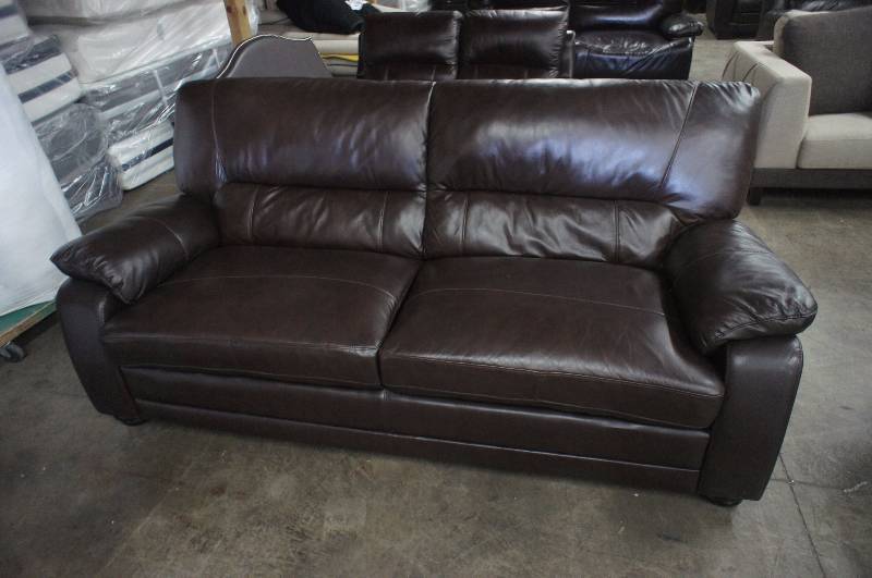 lot 13 image: 77 High End Brown Leather Sofa.