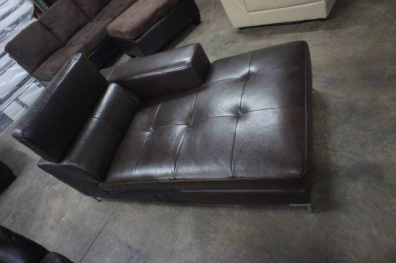 lot 20 image: 65High End Leather Chaise with Armrest. Dimensions 65W X 38D X 24T