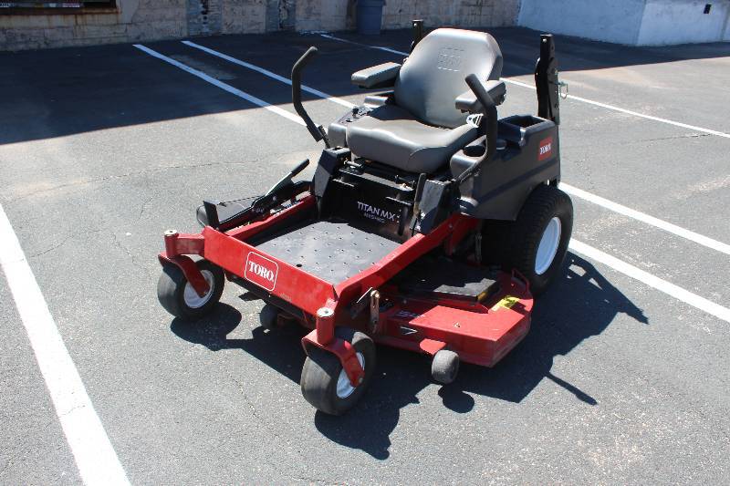 Toro 54 (137 cm) Titan MX5480 Zero Turn Lawn Mower