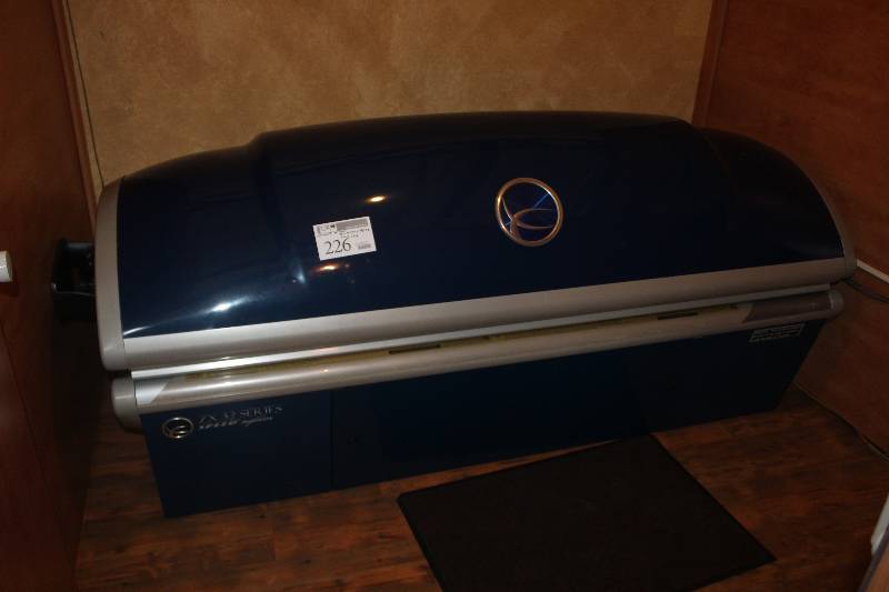 lot 226 image: Speed System ZX32 Series Tanning Bed