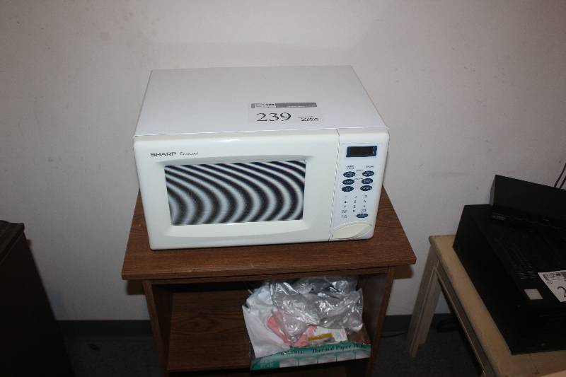 lot 239 image: Sharp Carousel Microwave