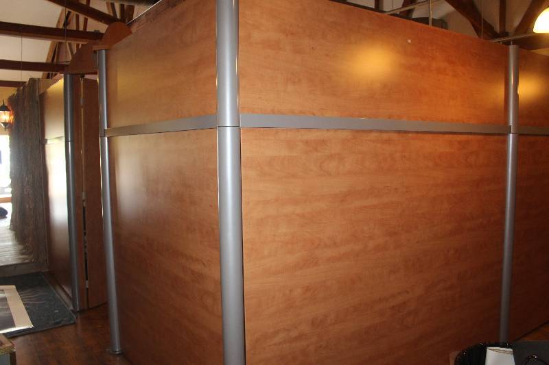 lot 266 image: 4-Room Divider Wall
