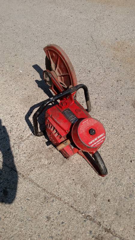 Homelite XL-98 Saw