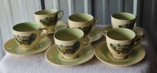 Lovely Set of Six Cups & Saucers
