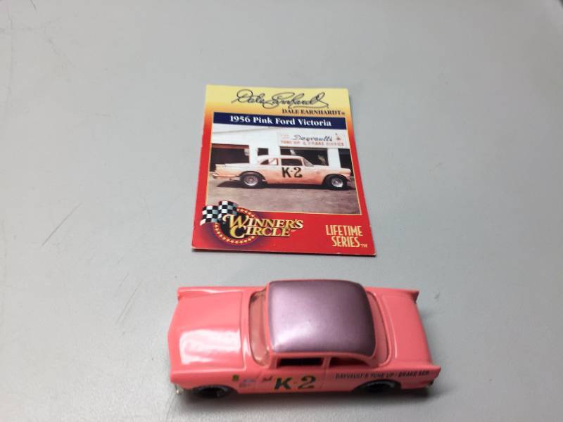 lot 6 image: EARNHARDT CLOCK, PLATE, CARDS, COCA COLA AND MINI ORNAMENTS