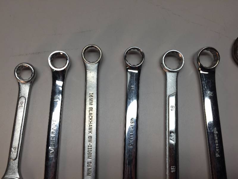 lot 39 image: WRENCHES VARIOUS SIZES