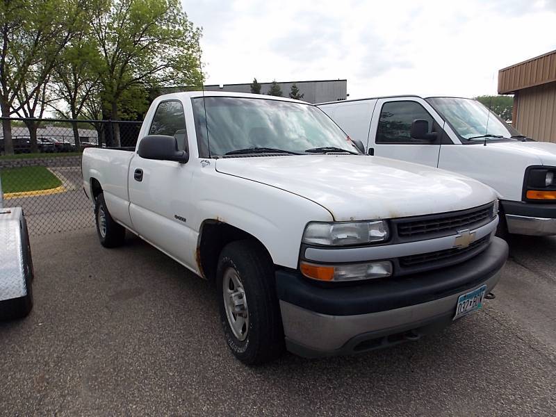 White 2002 Chevrolet Silverado 1500 Work Truck