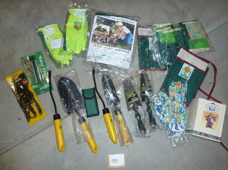 Box of garden tools - gloves, prune...