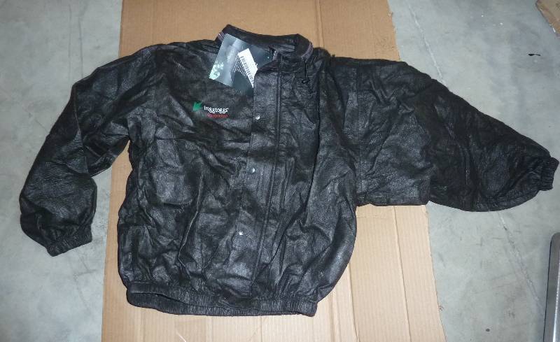Frogg Toggs - size Medium lightweig...