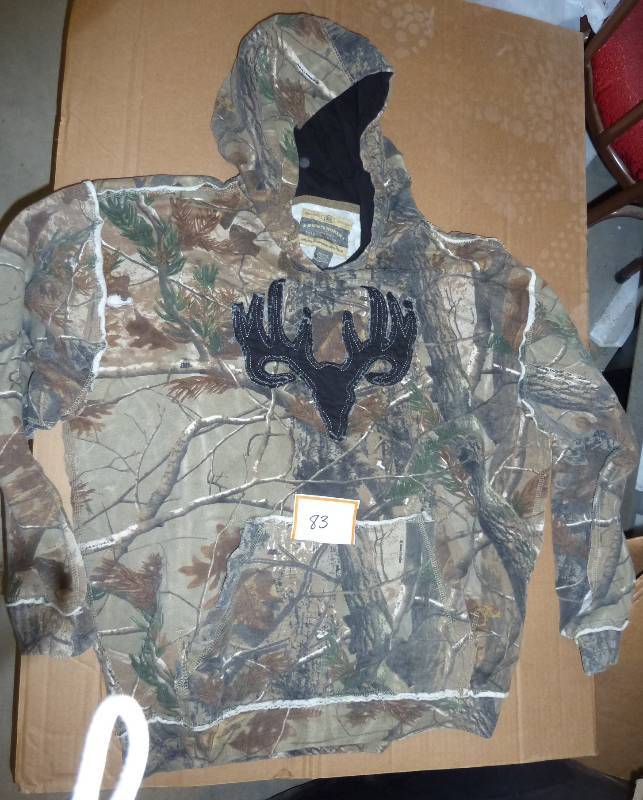 Mens large camo hoodie - small tear...