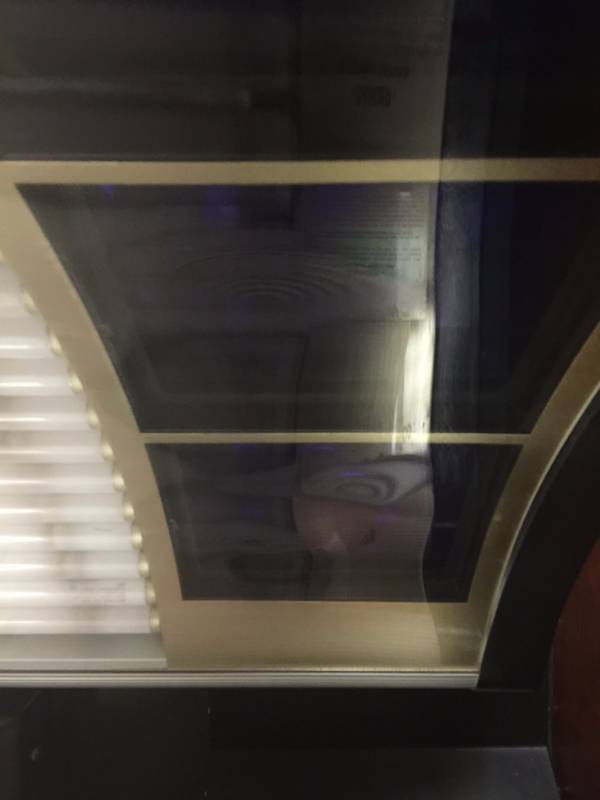 lot 4 image: Tan America Del Rey Black Magic