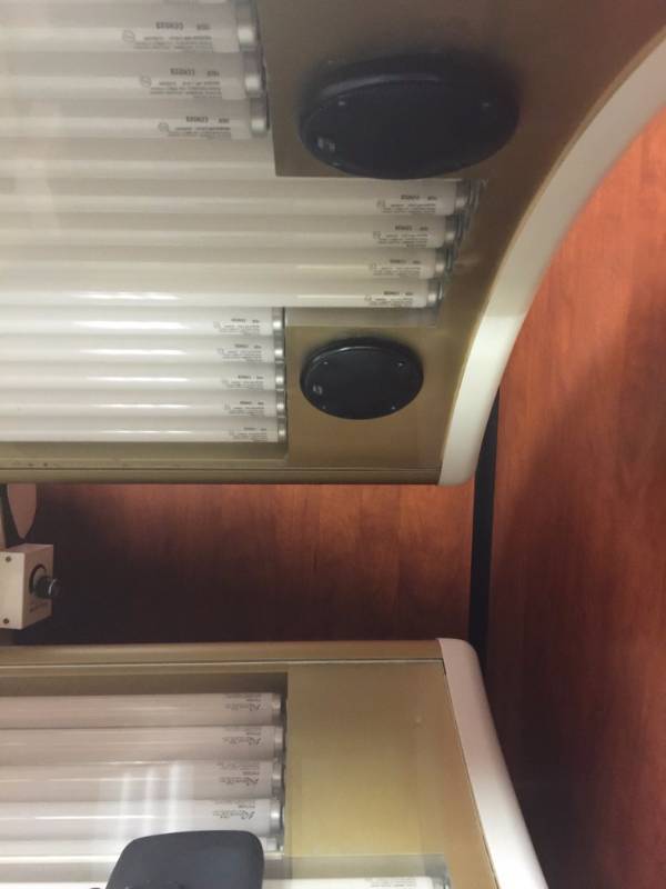 lot 13 image: Tan America VIP Gold 3200