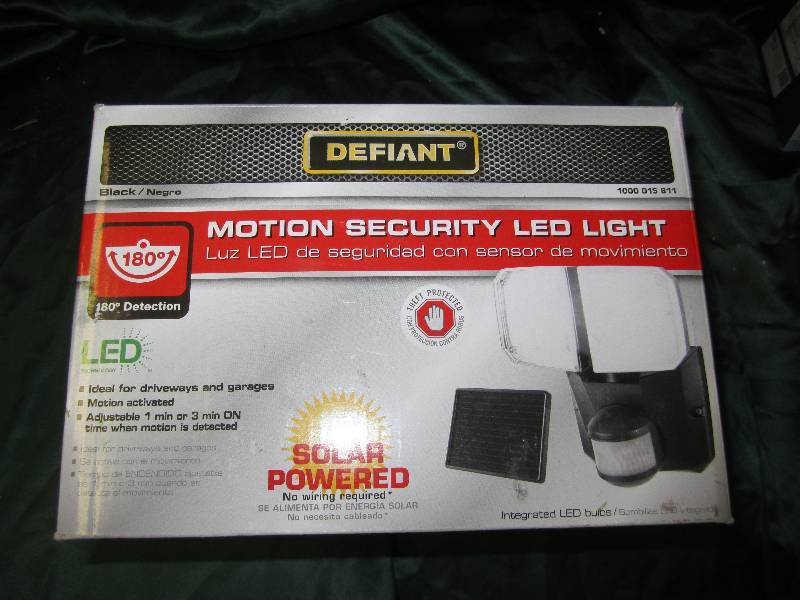 Defiant Model # MSLED1801DF  180 De...