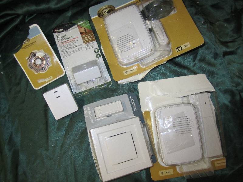 Lot of doorbells and dimmers...