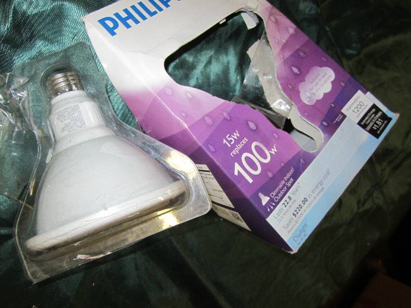 Phillips LED 100 W replacement bulb...