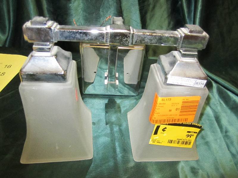 2-Light Chrome Bath Light...
