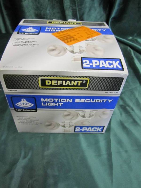 Defeant motion sceurity light 2-pac...