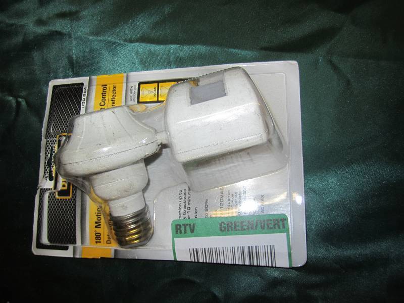 Defiant 180 degree motion light con...
