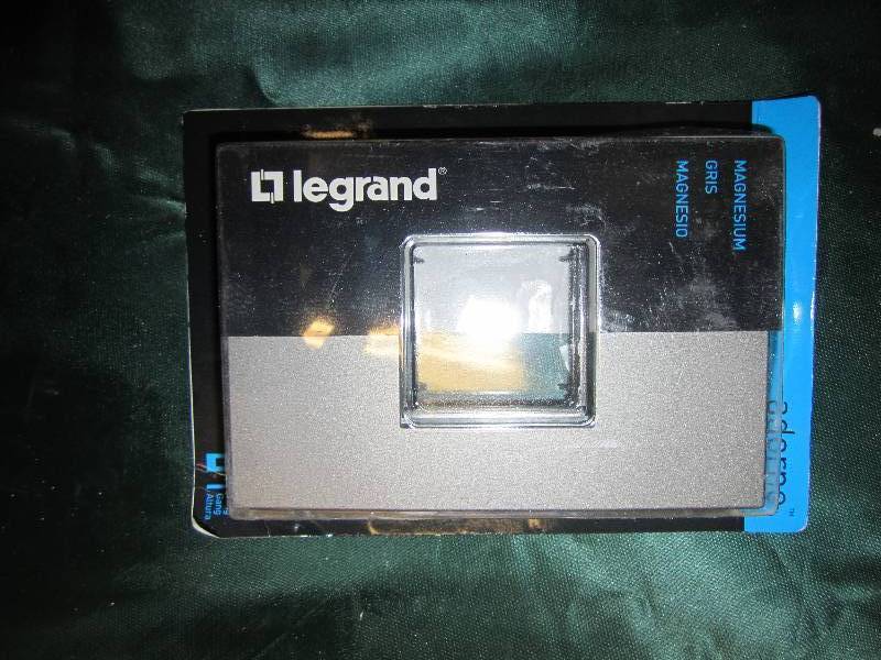 adorne magnesium legrand module...