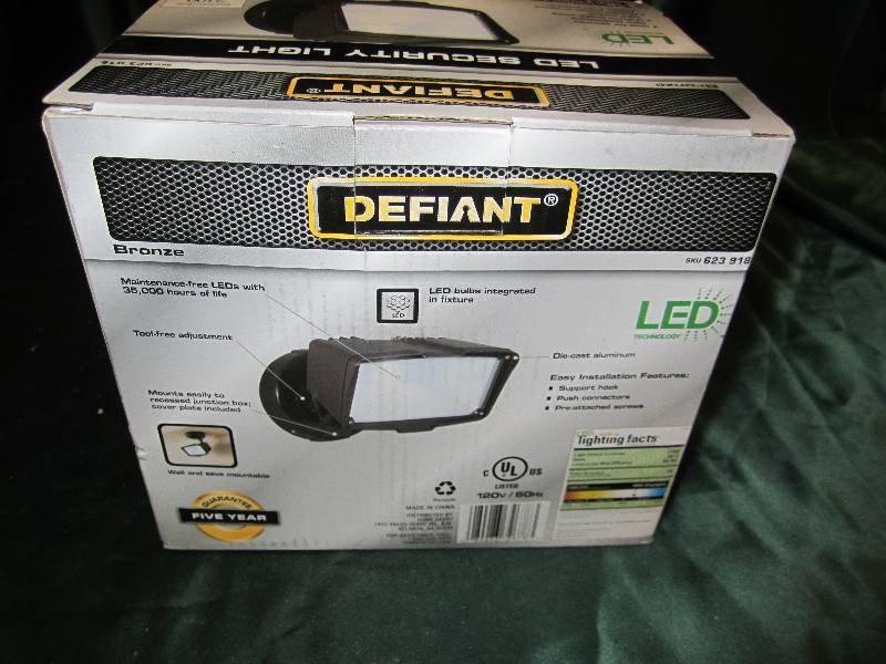 Defiant LED security light ...