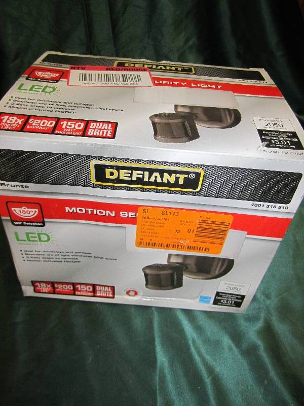 Defient Motion security light 180 d...