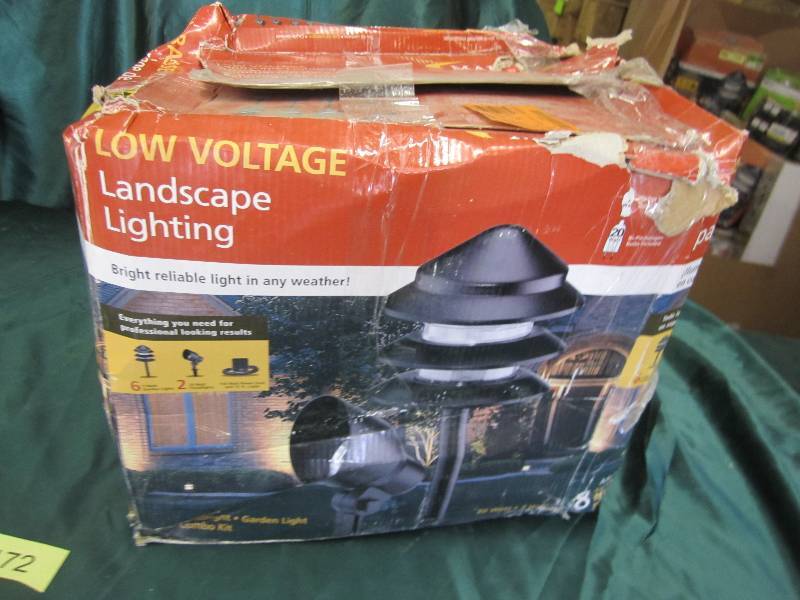 Malibu low voltage landscape lighti...